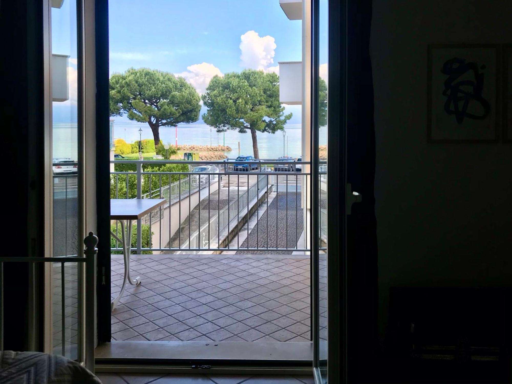 Casa Caterina Lake View Holidays Apartments Peschiera del Garda Bilik gambar